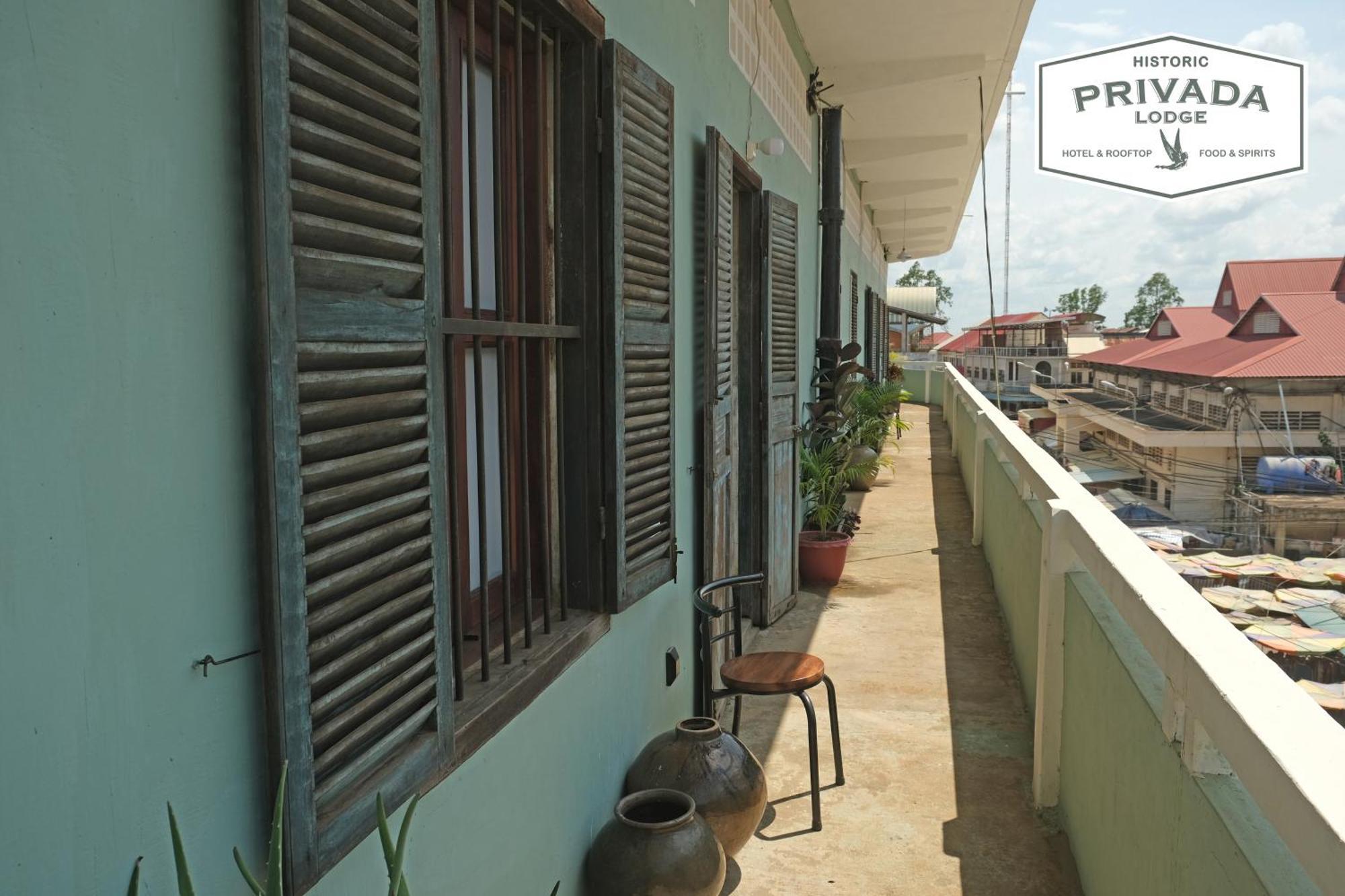 Privada Lodge - Historic Hotel Kratie Eksteriør billede
